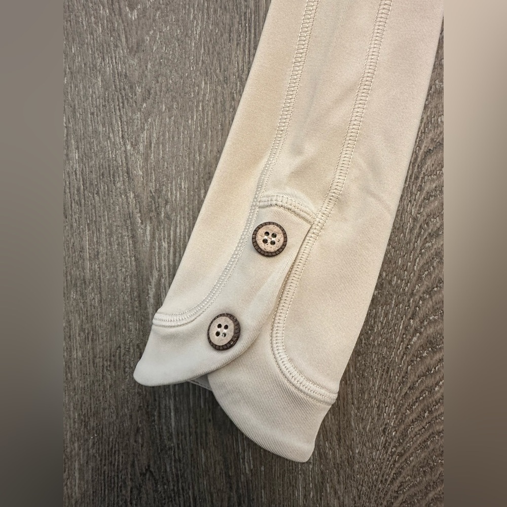 NWOT KITTENISH TAN HIGH WAIST LEGGINGS WITH BUTTON DETAIL - Size Small SKU:157 - Picture 3 of 7